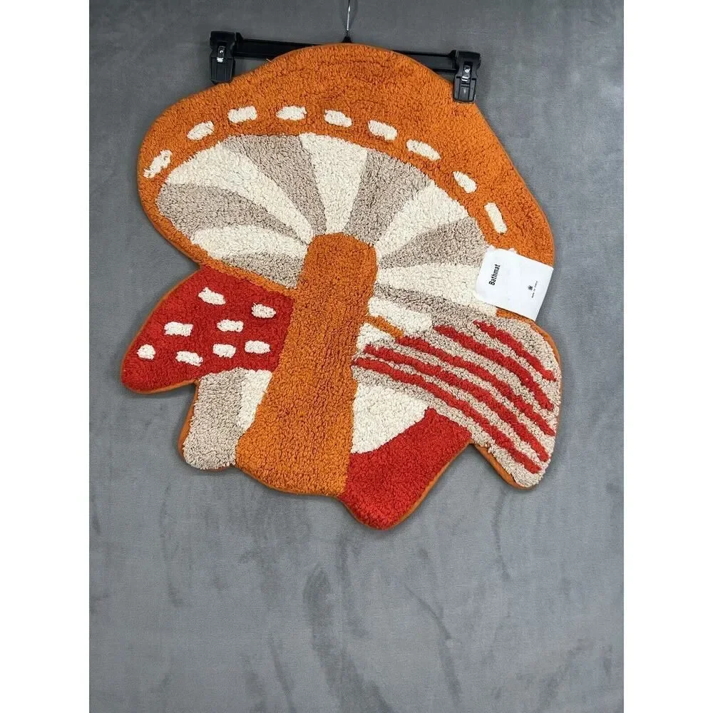 New Urban Outfitters Urban Home Mushroom Tutted Shag Bath Mat